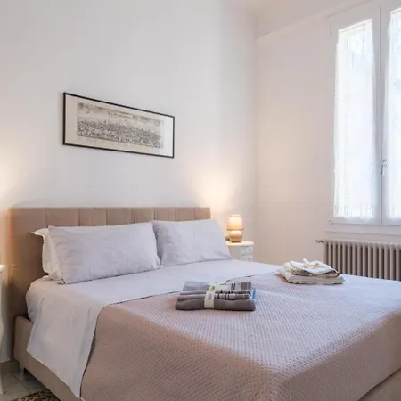 Brand New !!! Ancient Liberty Style Completely Renovated 2025 Bologna