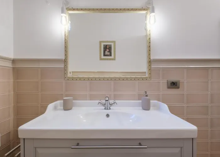 דירה Brand New !!! Ancient Liberty Style Completely Renovated 2025 *