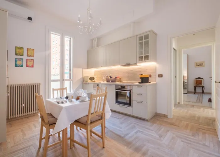 Brand New !!! Ancient Liberty Style Completely Renovated 2025 Bologna