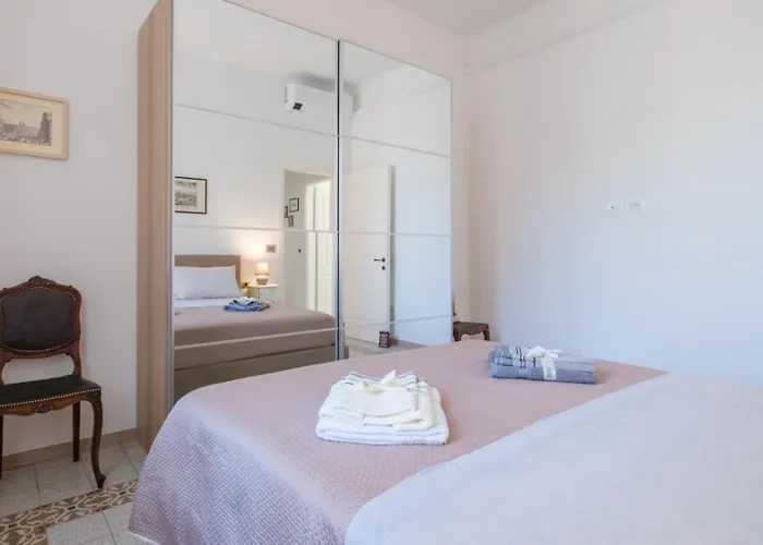 Apartmán Brand New !!! Ancient Liberty Style Completely Renovated 2025 *