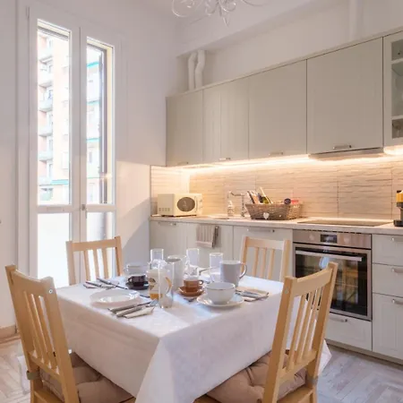 Brand New !!! Ancient Liberty Style Completely Renovated 2025 Boloňa