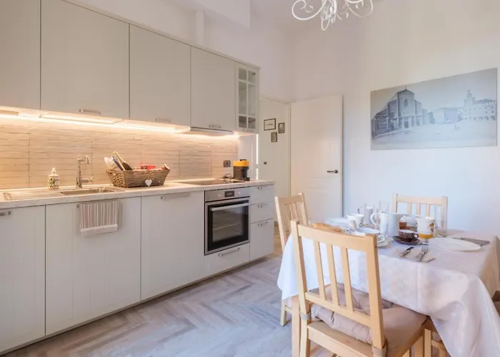 Apartmán Brand New !!! Ancient Liberty Style Completely Renovated 2025