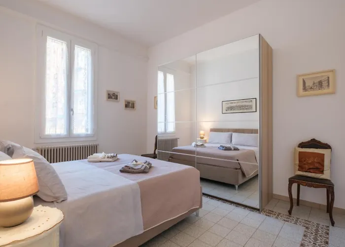 Brand New !!! Ancient Liberty Style Completely Renovated 2025 Boloňa